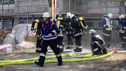 Bild: fph
Etwa 100 Einsatzkräfte waren beim Brand in der Fichtelgebirgsrealschule vor Ort.