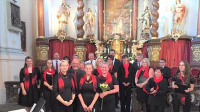 Bild: tu
Der Pleysteiner Kirchenchor gastiert beim „13. Internationalen musikalischen Sommer“ in der Dekanalkirche St. Nikolaus in Bor (Haid).