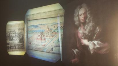 Bild: e
Projektion barocker Klöster und Kleidung des Barock.