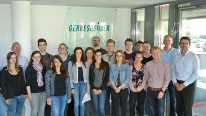 Bild: exb
Workshop mit Studenten der OTH Amberg-Weiden bei Gerresheimer.