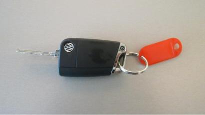 Bild: Polizei Sulzbach-Rosenberg
Um diesen Polo-Schlüssel ging es: Der Finder wollte 200 Euro für die Herausgabe haben