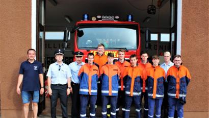 Bild: wku
Acht Jugendliche der Feuerwehr absolvieren ihre Leistungsabzeichen.
