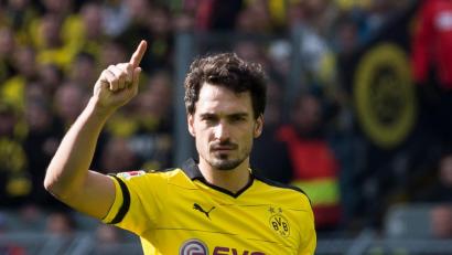 Bild: Guido Kirchner
Mats Hummels, damals bei Borussia Dortmund, gestikuliert. Foto: Guido Kirchner/Archivbild