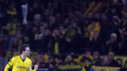 Bild: Federico Gambarini/dpa
Mats Hummels trägt künftig wieder Schwarz-gelb.