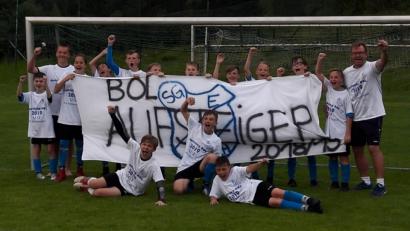 Bild: exb
Jubel bei den D-Junioren: Sie schafften den Aufstieg in die Bezirksoberliga.