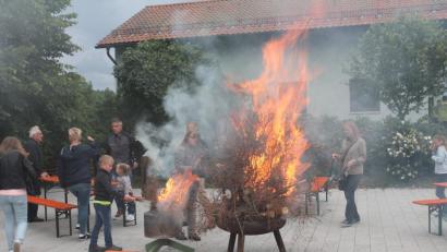 Bild: pi
Schnell lodern die Flammen empor.