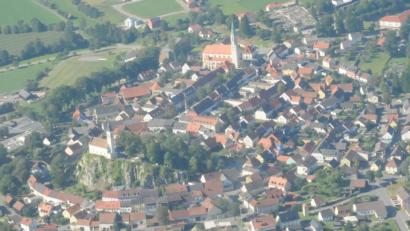 Bild: bey
Der historische Altstadtkern Pleystein wird Sanierungsgebiet beim Integrierten Städtebaulichen Entwicklungskonzept (ISEK) sein. "Pleystein 2030" lautet die Zielsetzung des Konzeptes.