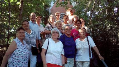 Bild: R. Kreuzer
Ökumenische Frauen wandern mit dem Rucksack.