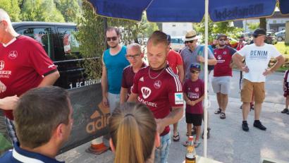 Bild: ref
Der Club schießt Tore: Sechs Stück beim 6:0-Erfolg im Freundschaftsspiel bei der DJK Ammerthal.