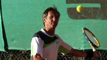 Bild: pmö
Fred Böckl ist zum siebten Mal Sieger der Internationalen Tennis-Seniorenmeisterschaften von Tschechien.