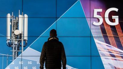 Bild: Boris Roessler/dpa
Alle Hoffnung auf 5G. Amberg-Weiden wird zur Modellregion für den neuen Mobilfunkstandard.