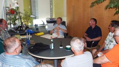 Bild: e
Notar Klaus Engelhardt bei seinem Vortrag.