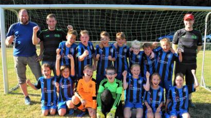 Bild: jml
Mit 12 Toren siegte die E-Jugend der Spielgemeinschaft Kohlberg-Ehenfeld haushoch.