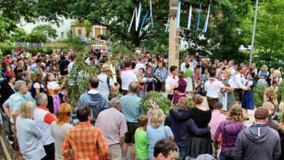 Bild: ds
Viele Gäste warten gespannt darauf, wer das Oberkirwapaar 2019 wird.