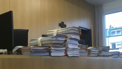 Bild: ca
VW-Akten am Landgericht Weiden: 420 Verfahren sind es im Landgerichtsbezirk Amberg, 348 in Weiden. 323 waren zum Halbjahr erledigt.