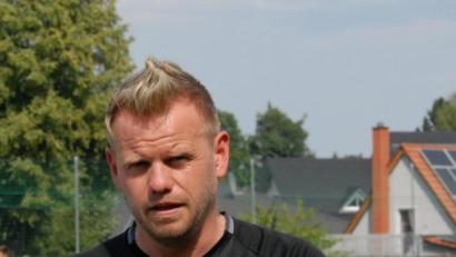 Bild: gb
Andreas Lang geht in seine vierte Saison als Cheftrainer des SV Mitterteich. Am Freitag um 18.30 Uhr steht das Auftaktmatch in der Landesliga Nordost gegen den FC Vorwärts Röslau auf dem Programm.