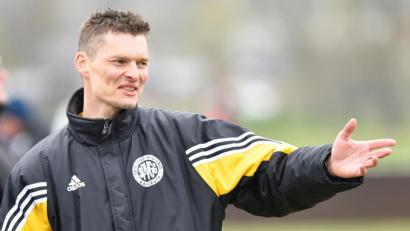 Bild: A. Schwarzmeier
Gute Miene zum bösen Spiel: Der Kulmainer Trainer Thomas Kaufmann muss kurz vor dem Saisonstart verletzungsbedingt auf sieben Leistungsträger verzichten.