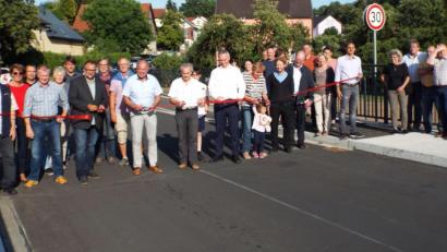 Bild: e
Das Band wird durchschnitten.