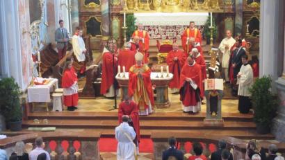 Bild: kgg
Frater Gregor Schuller ist zum Priester geweiht worden.