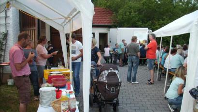 Bild: bjp
Das Schmierhofer Sommernachtsfest lockt wieder zahlreiche Gäste an.