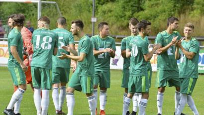 Bild: Ziegler
Zehn Spieler verließen den Verein, zwölf Spieler kamen. Viele neue Gesichter gibt es bei der DJK Ammerthal vor dem Anpfiff zur Bayernliga-Saison 2019/20.