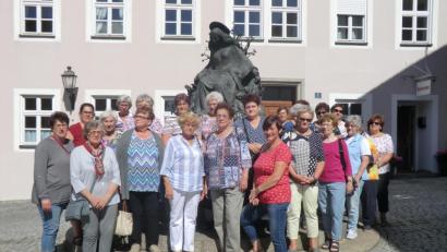 Bild: rpp
Viele Eindrücke sammeln die Frauen des Kastler Frauenbundes in Tirschenreuth bei ihrer Stadtführung.