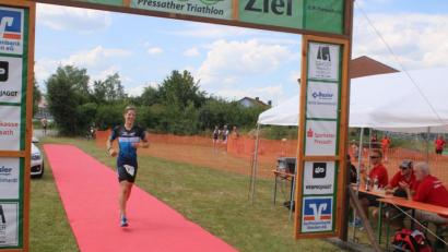 Bild: sne
Im letzten Jahr gewann Favorit Andreas Besold den Triathlon. Wer wird dieses Jahr als erster die Ziellinie überschreiten?