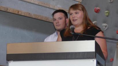 Bild: rn
"Wir wollen Zeichen setzen für ein vorurteilsfreies Denken", betonen die Schüler Jana Kraus und Kevin Forster.