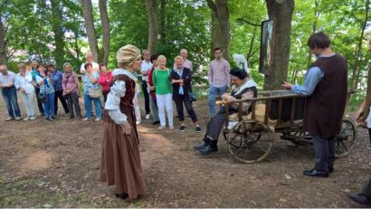 Bild: exb
Auch die Entstehung des Wallfahrtsortes, dargestellt am Mühlbühl, war Thema der besonderen Stadtführung.