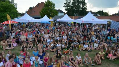 Bild: jr
Über 500 Besucher bestaunten am Samstagabend die Vorführungen des TV Waldsassen im Egrensisbad.