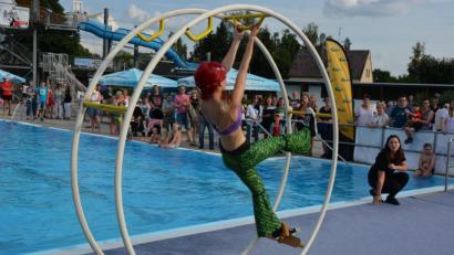 Bild: jr
Anmutig und ästhetisch war der Auftritt der Rhönradgruppe.