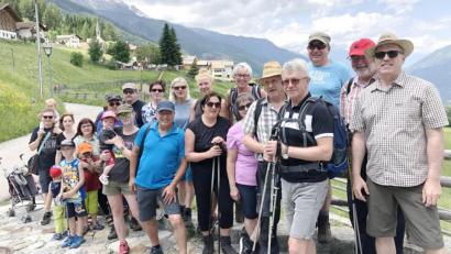 Bild: war
Die Wandergruppe genießt eine Woche lang Südtiroler Panoramen.