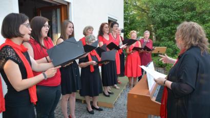 Bild: jr
Das Ensemble Kreuzer unter der Leitung von Brigitte Kreuzer.