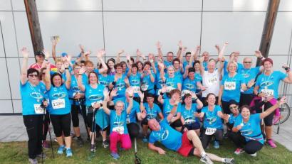 Bild: rn
Ausgelassen feiern die SCEler ihren Lauf-Erfolg in Wolnzach.