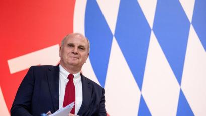 Bild: Matthias Balk
Hört Uli Hoeneß als Bayern-Präsident auf?