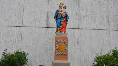 Bild: ü
Das Kirchenthumbacher "Frauenbild" erstrahlt im neuen Gewand.