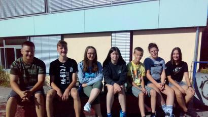 Bild: rn
Für das neue Schuljahr stellen sich (von links) Philipp Kiefer, Felix Pittner, Jana Reifenberger, Stella Schreier, Dean Keller, Franziska Porkert und Laura Ackermann als Streitschlichter zur Verfügung.