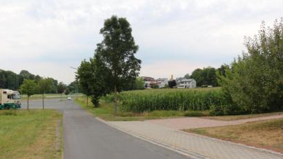 Bild: rpp
Für die Jahnstraße (Bild) beschließen die Gemeinderäte von Kastl, dass hier Tempo 30 gelten soll. Gleiches ist künftig auch in der Bergstraße der Fall.
