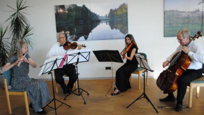 Bild: gag
Von links: Flötistin Viola Schweinfurter, Arthur F. Wendt (Violine), an der Viola Anna David, sowie Michael Gareis (Violoncello)