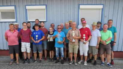 Bild: adj
Fünf Mannschaften treten beim Stockschießen um den Altenstadtcup an.