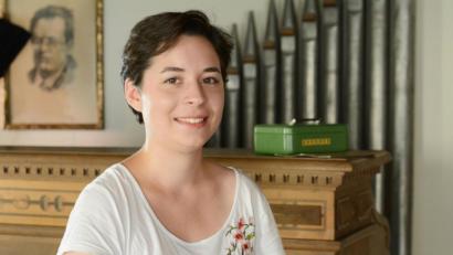 Bild: Gabi Schönberger
Clémence Ulm verlässt das Stadtarchiv Weiden und kehrt nach Issy zurück.