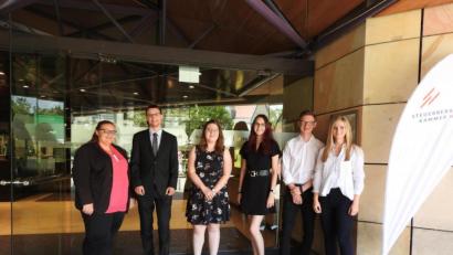 Bild: exb
Die Nordoberpfälzer Lea Bauer, Thomas Bauer, Johanna Lang, Luisa Prüfling, Valentin Rößler und Magdalena Voit (von links) werden für ihre Leistungen geehrt.