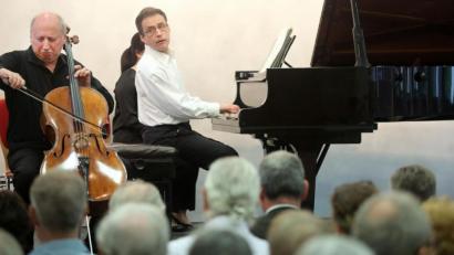 Bild: Wolfgang Steinbacher
Cellist Misha Quint und Pianist Dmitri Novgorodsyk eröffneten das Sulzbach-Rosenberger Musik-Festival.