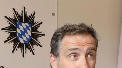 Bild: Hirsch
Erster Polizeihauptkommissar Markus Leitl hat sich als erster Bundespolizist dem Masterstudiengang zur Sicherung der europäischen Außengrenzen unterzogen.