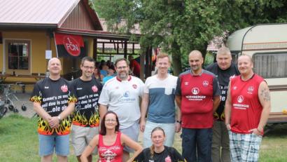 Bild: exb
Die FCN-Freunde Hirschau wählen bei ihrem Sommerfest einen neuen Vorstand.