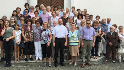 Repro: Dobmeier
Die Pfarreigemeinschaft Rothenstadt-Etzenricht besuchte die Wallfahrtskirche Maria Brünnlein bei Wemding.