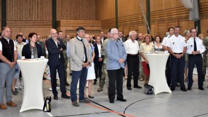 Bild: rgr
Die DAGA-Mitglieder treffen sich bei einem Empfang in der Grafenwöhrer Stadthalle.