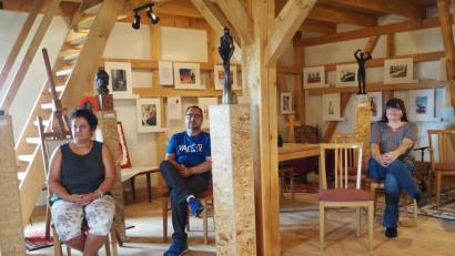 Bild: Magdalena Keilhauer/exb
In der "Windschnurrn" präsentieren die Maler und Fotografen ihre Kunstwerke.