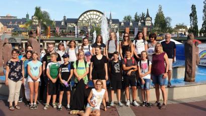 Bild: fz
Ein traumhaftes Erlebnis für die Bechtsriether Ministranten ist der zweitägige Aufenthalt im Europa-Park Rust.