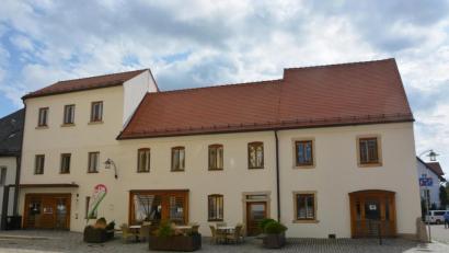 Bild: jr
Die Diskussionen bei der AWO halten an. Einer der Gründe ist das Mehrgenerationenhaus in Mitterteich.
